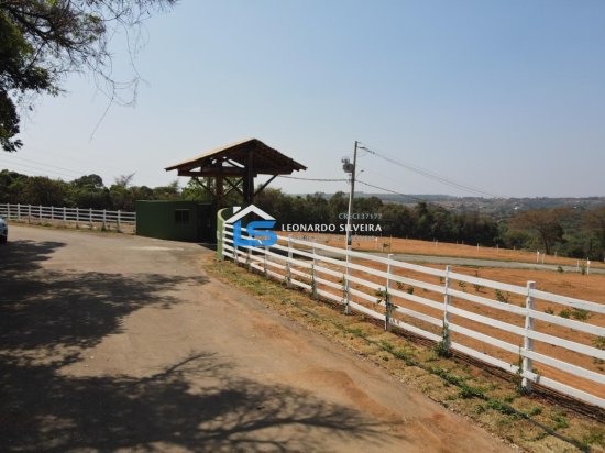 chacara-venda-mateus-leme-919123